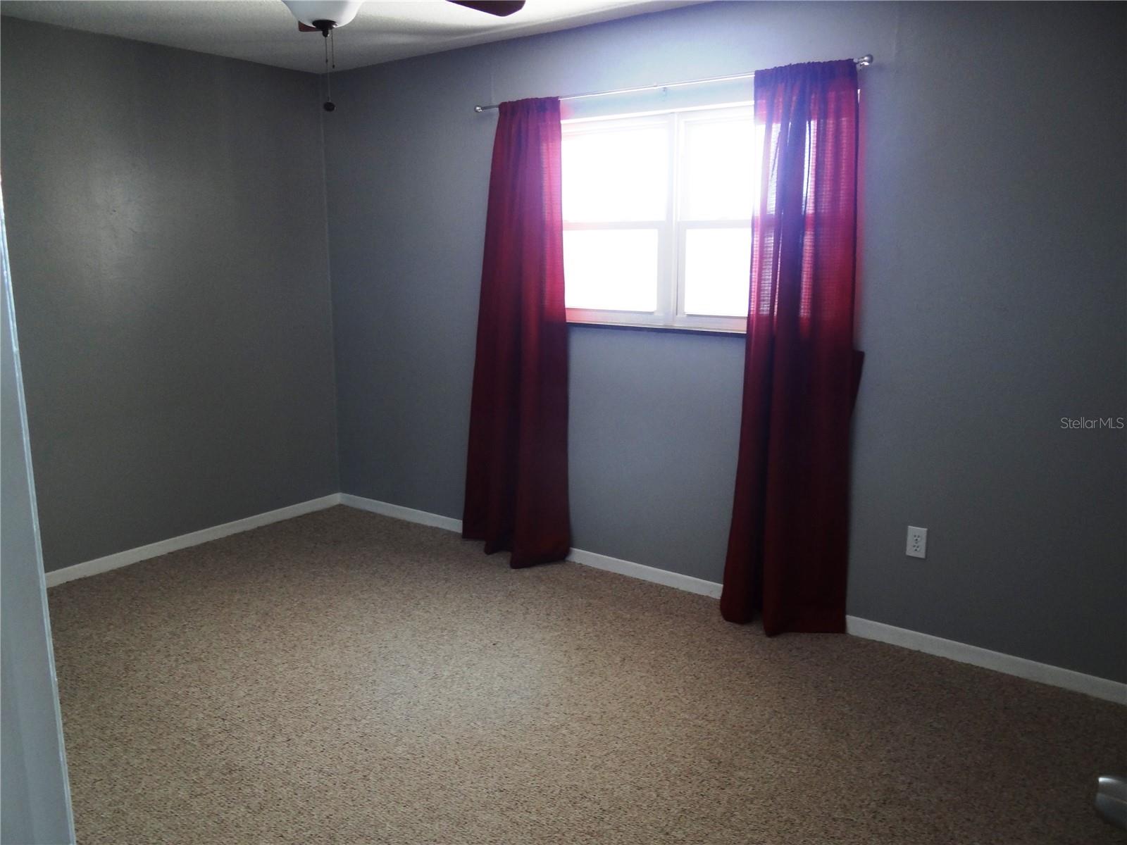 PARADISE SHORES - Residential Lease
