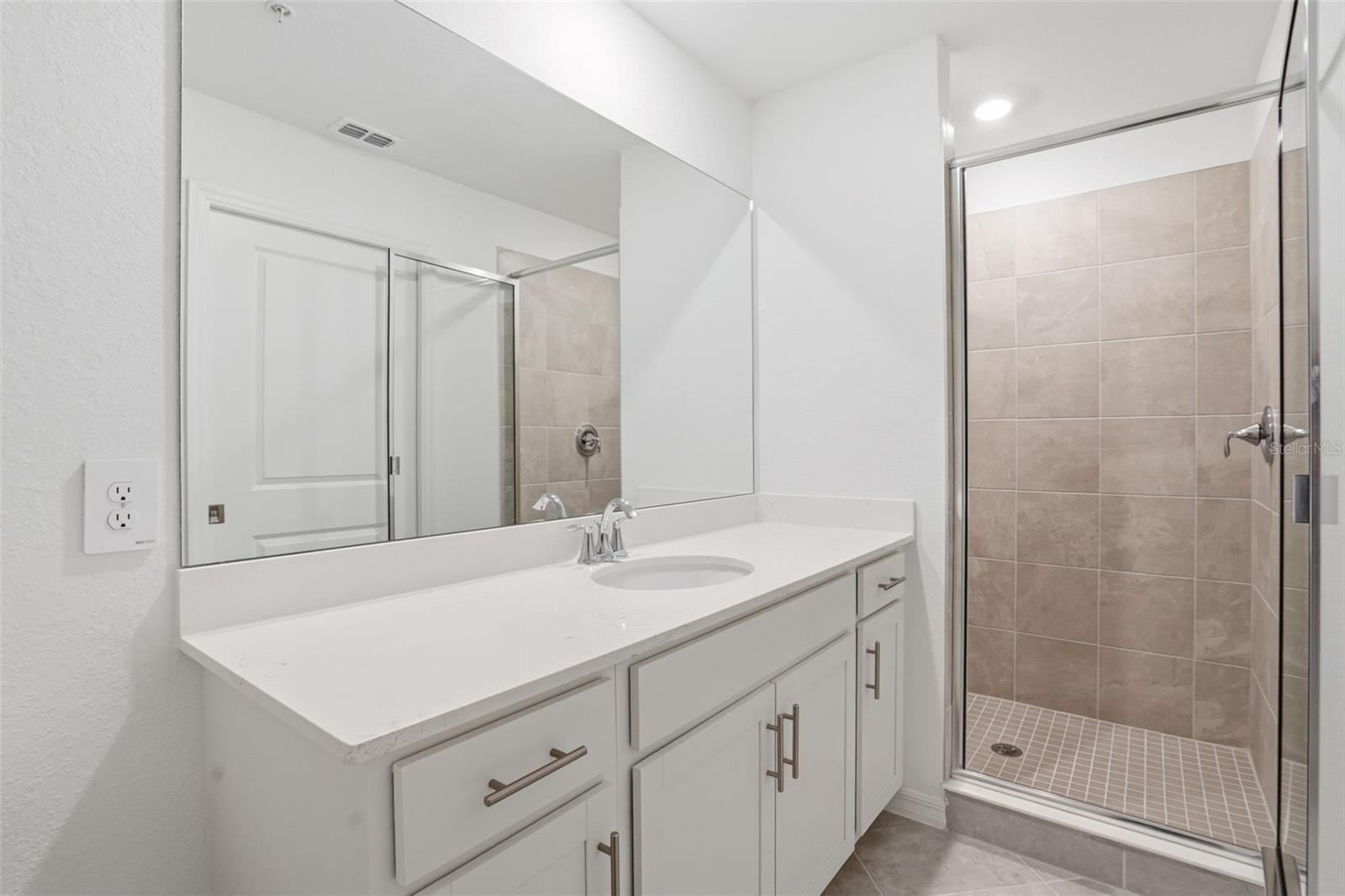 WELLEN PARK GOLF & COUNTRY CLUB - Residential