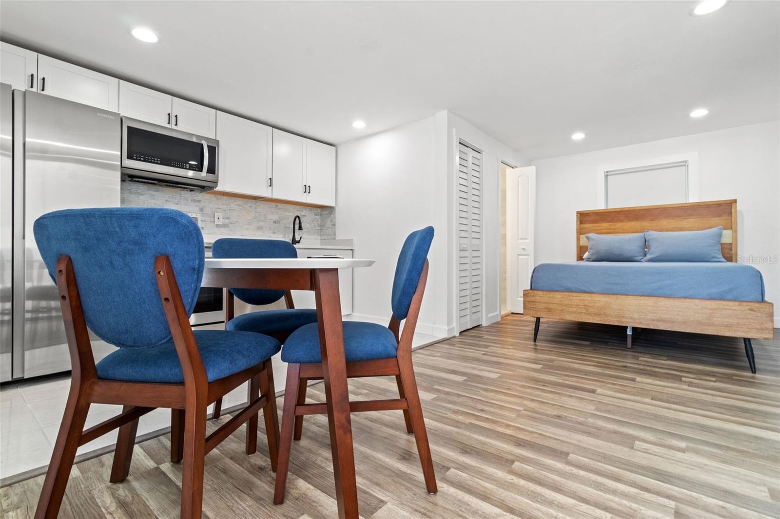 BIDWELLS OAK WOOD ADD - Residential Lease