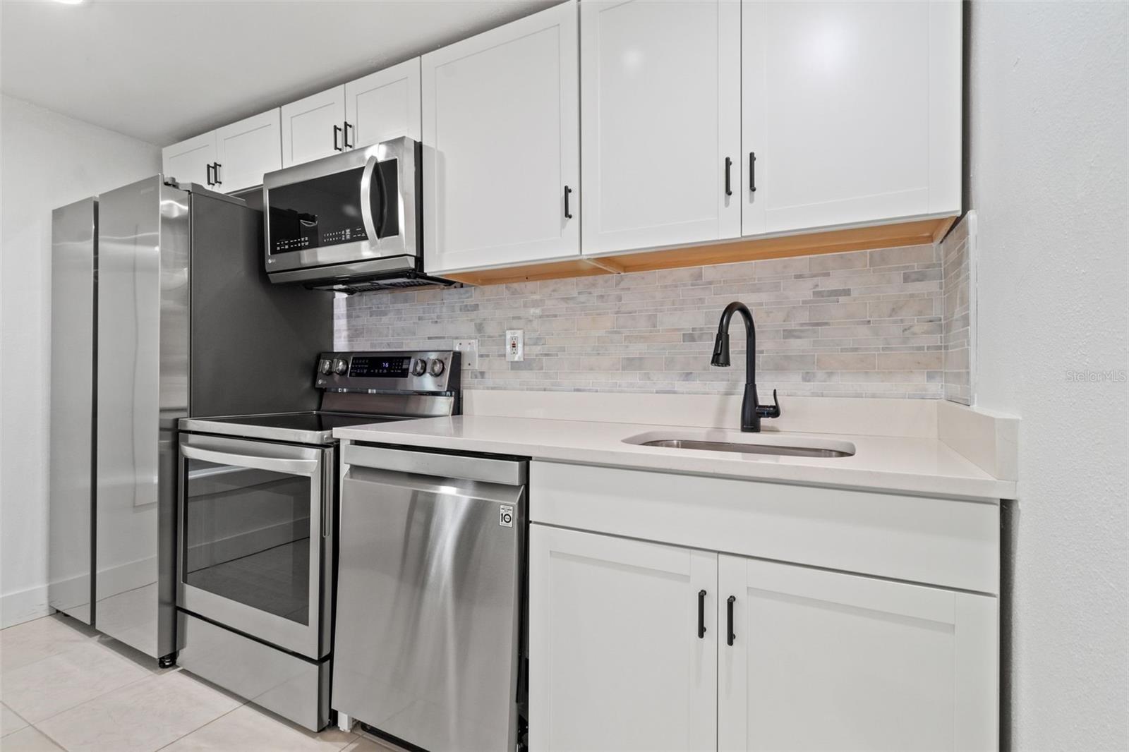 BIDWELLS OAK WOOD ADD - Residential Lease