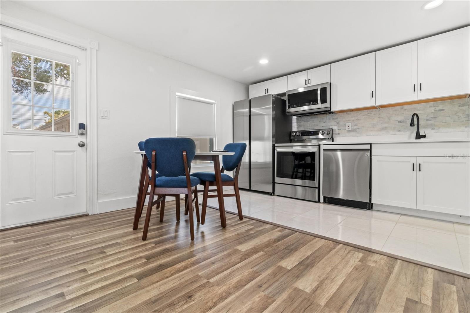 BIDWELLS OAK WOOD ADD - Residential Lease