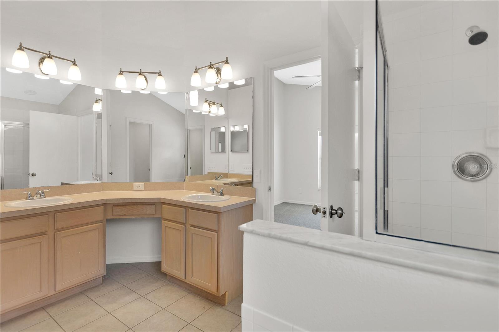 SOUTH POINTE PH 2A 2B - Residential
