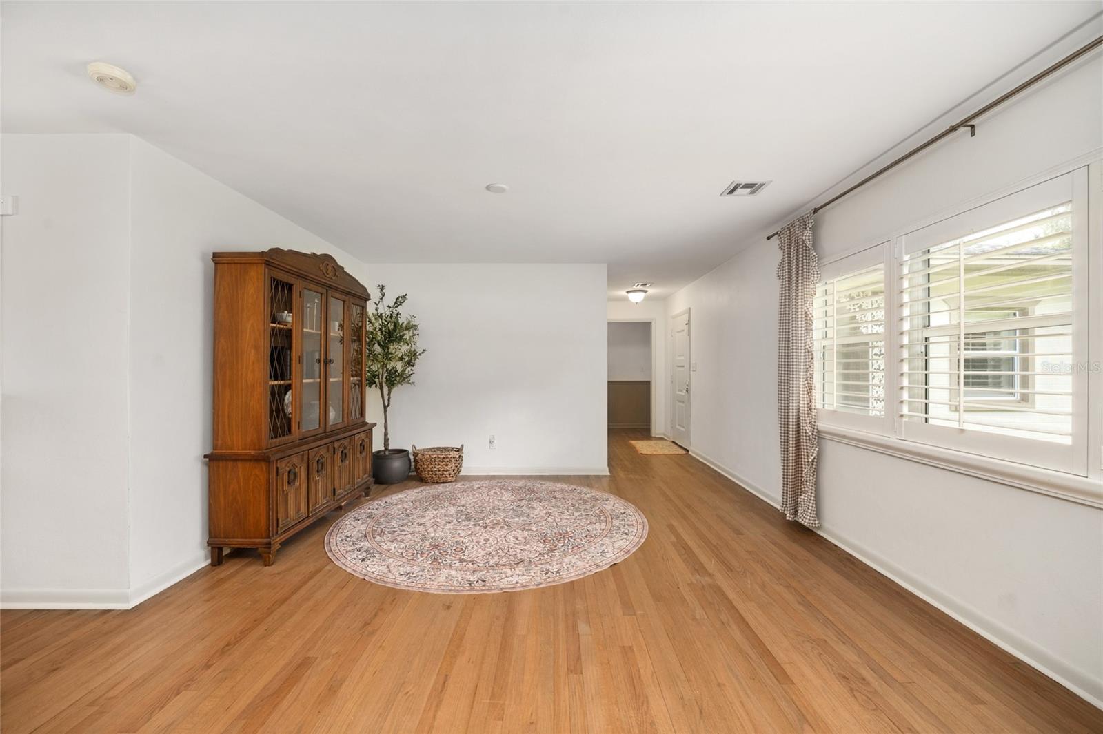 WOODFIELDS UN 04 - Residential