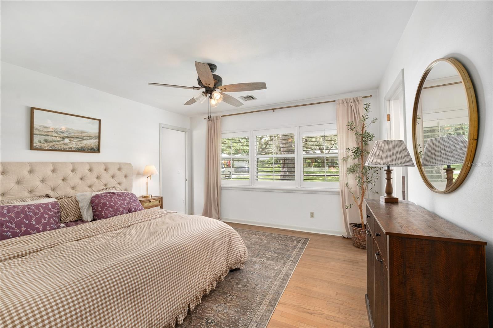 WOODFIELDS UN 04 - Residential