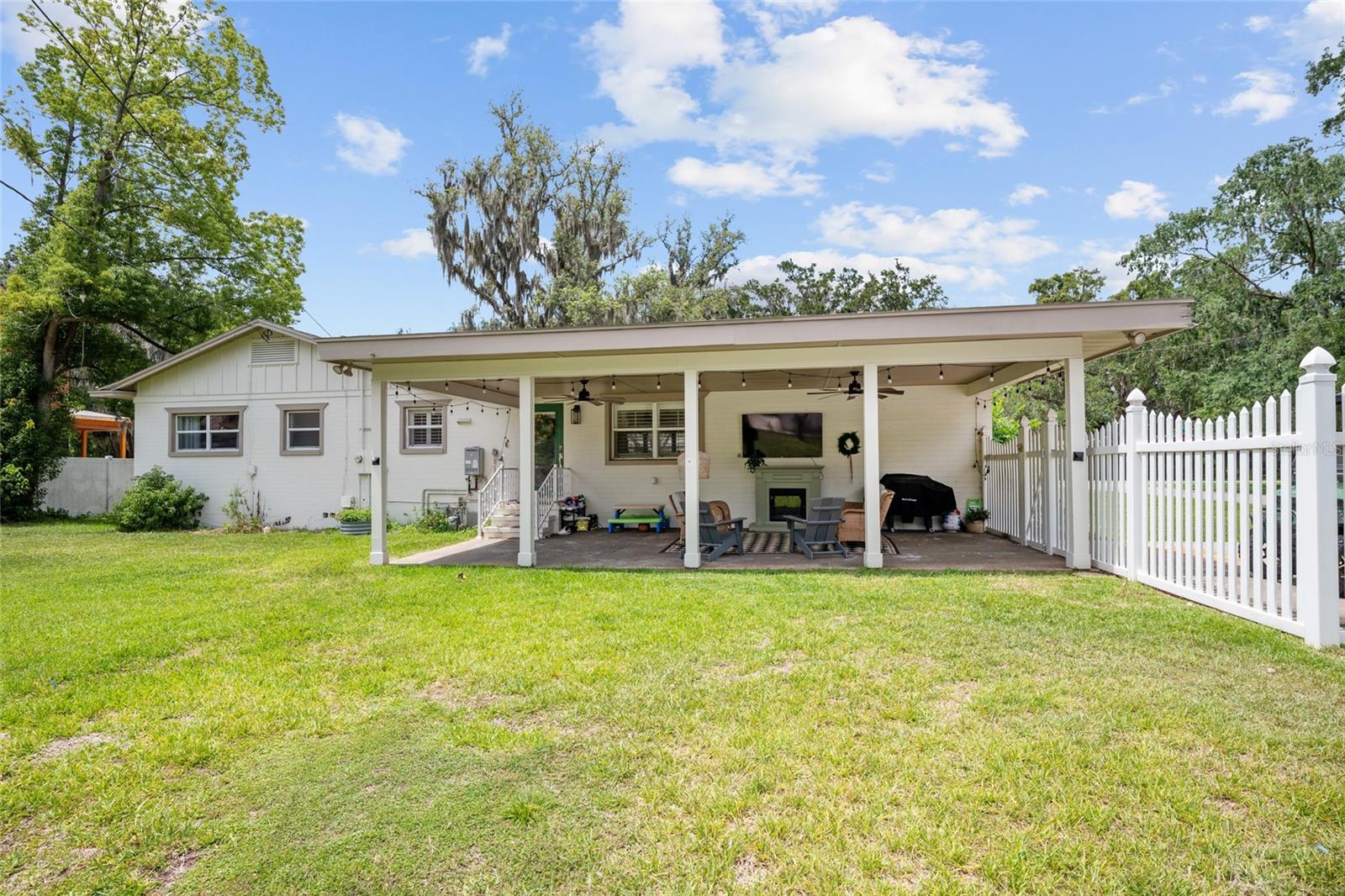WOODFIELDS UN 04 - Residential