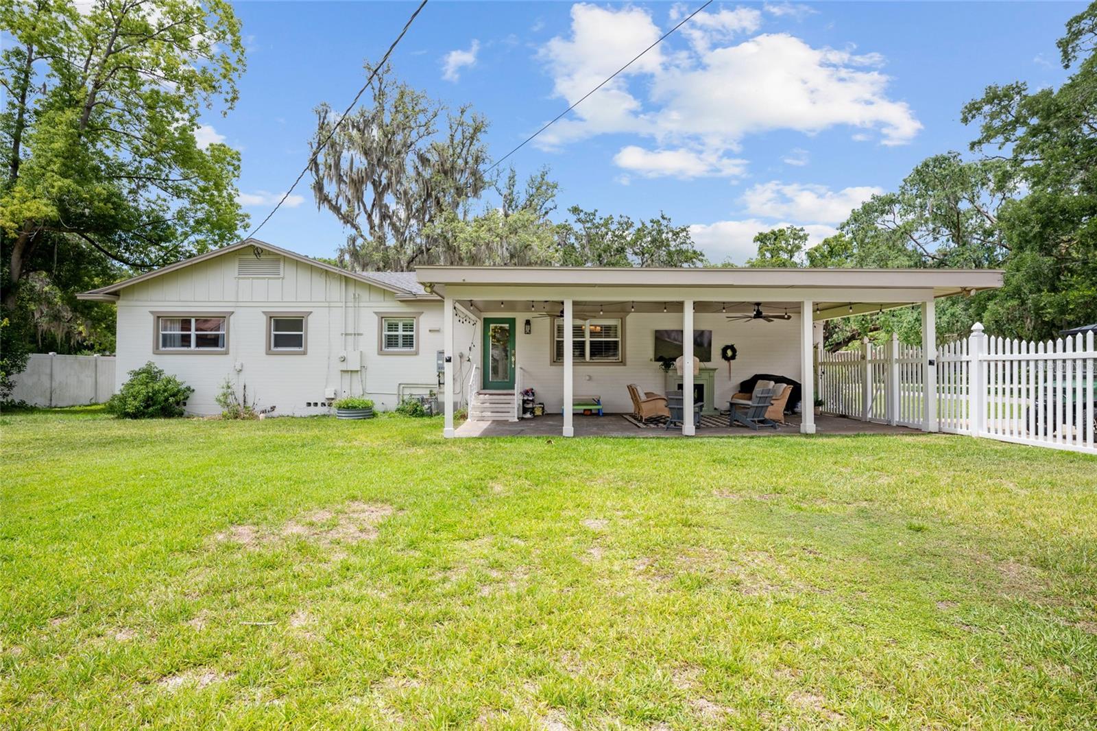 WOODFIELDS UN 04 - Residential