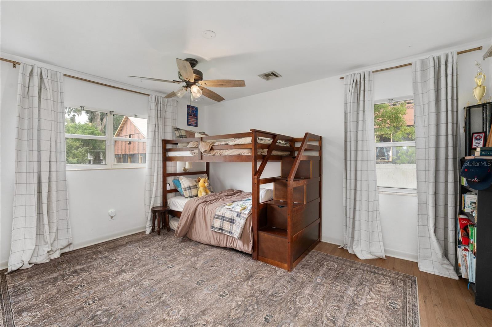 WOODFIELDS UN 04 - Residential