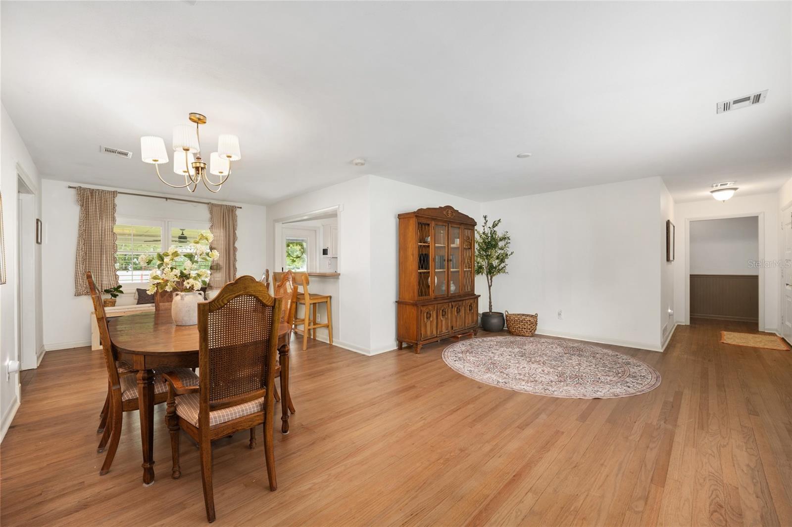 WOODFIELDS UN 04 - Residential