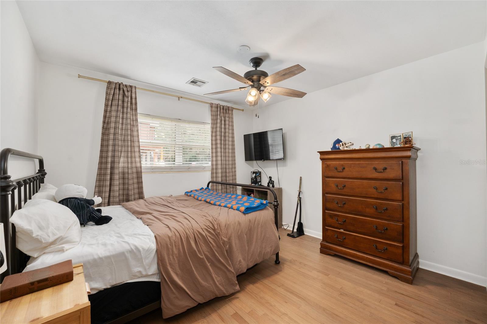WOODFIELDS UN 04 - Residential