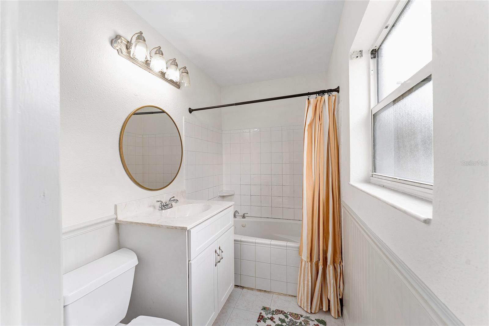 WOODFIELDS UN 04 - Residential