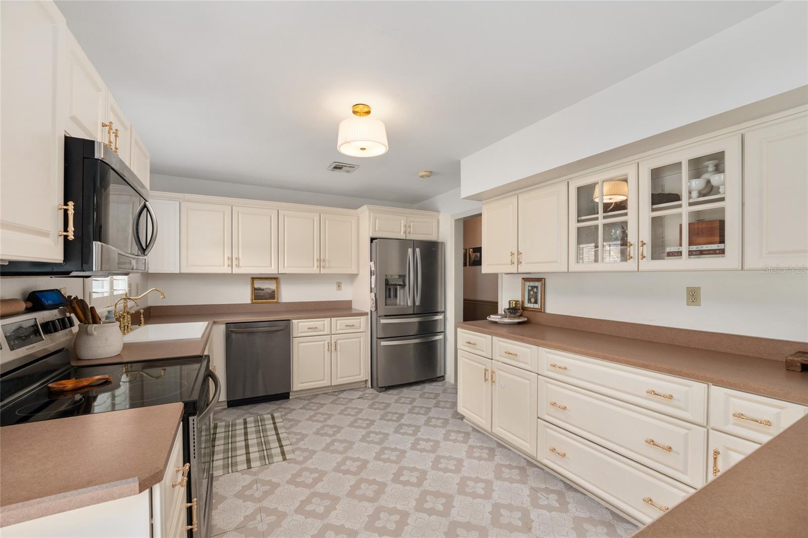 WOODFIELDS UN 04 - Residential