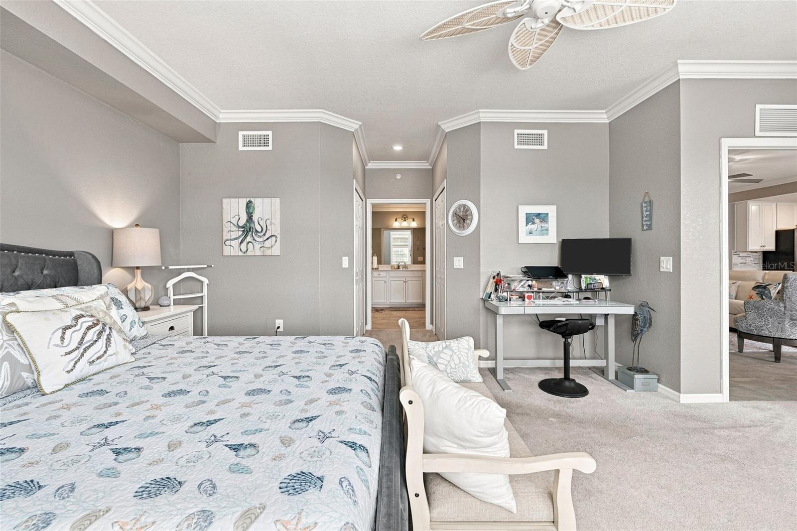 COACH HOMES 4/GRAN PARADISO BL - Residential