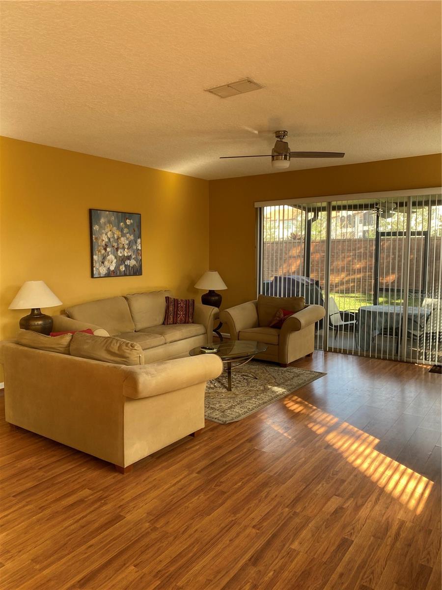 VISTAS AT LAKE HOWELL - Residential Lease