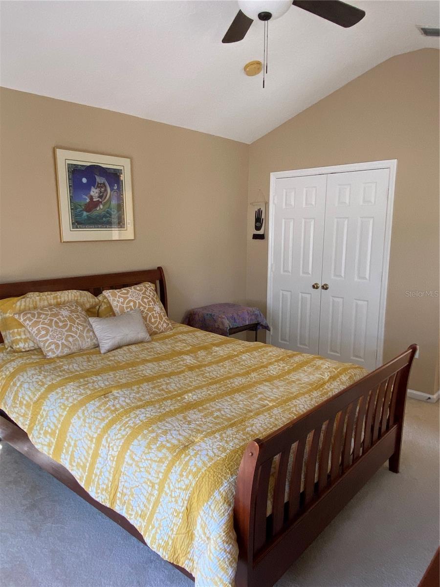 VISTAS AT LAKE HOWELL - Residential Lease