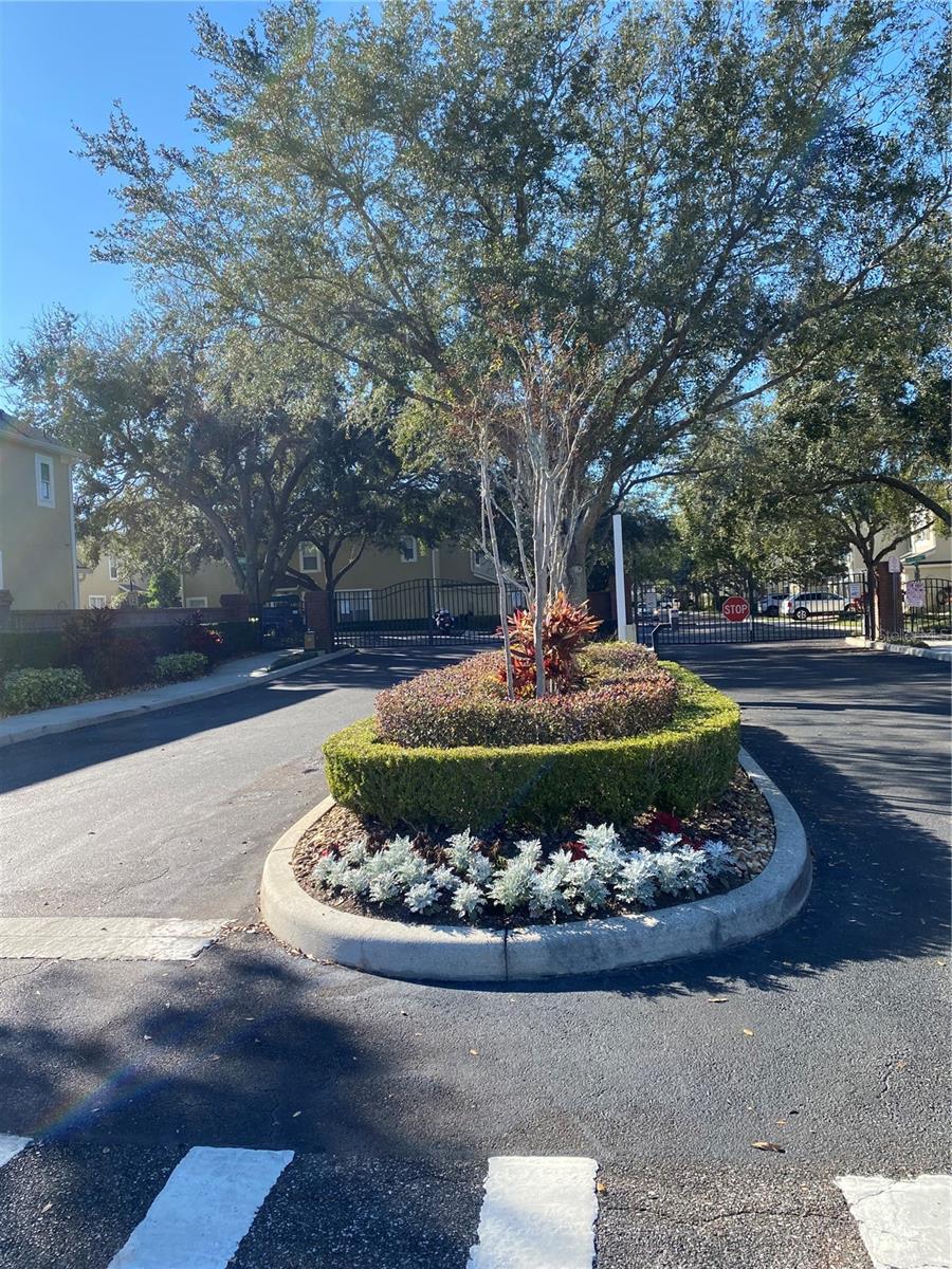 VISTAS AT LAKE HOWELL - Residential Lease