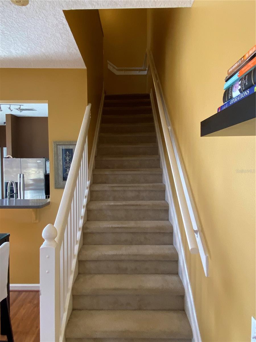 VISTAS AT LAKE HOWELL - Residential Lease