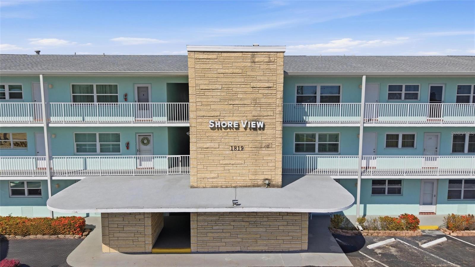 SHORE VIEW BLDG - Residential