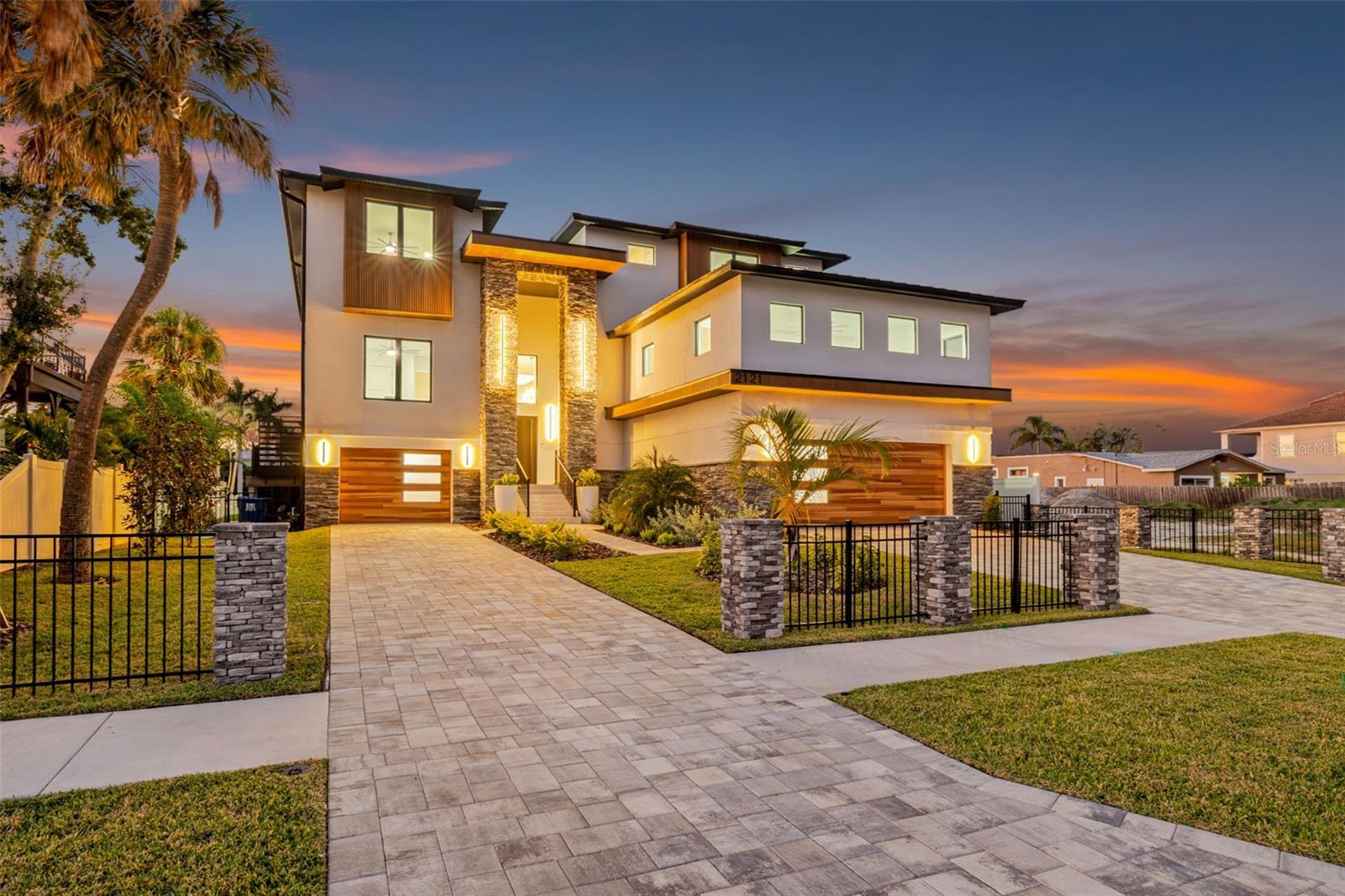 SHORE ACRES EDGEWATER SEC - Residential