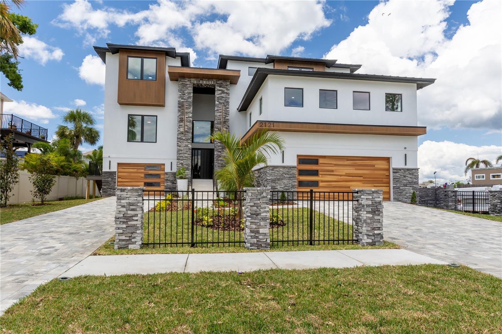 SHORE ACRES EDGEWATER SEC - Residential