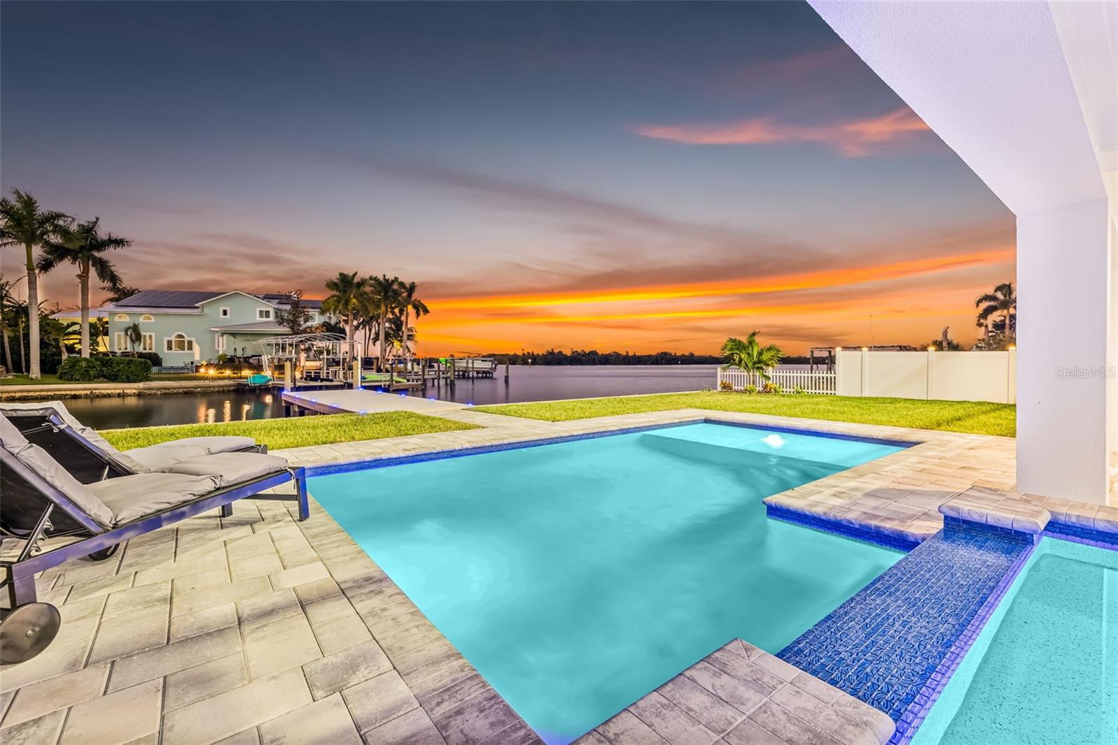 SHORE ACRES EDGEWATER SEC - Residential
