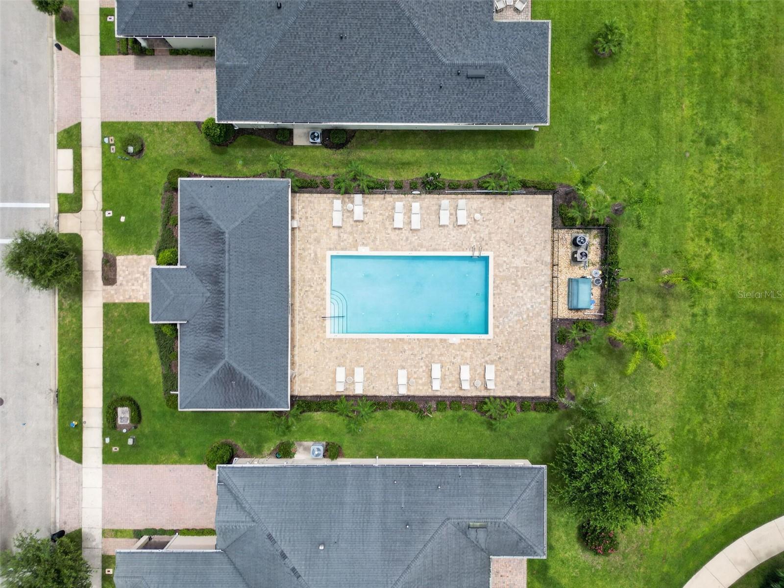 SAVANNAH POINTE - Residential