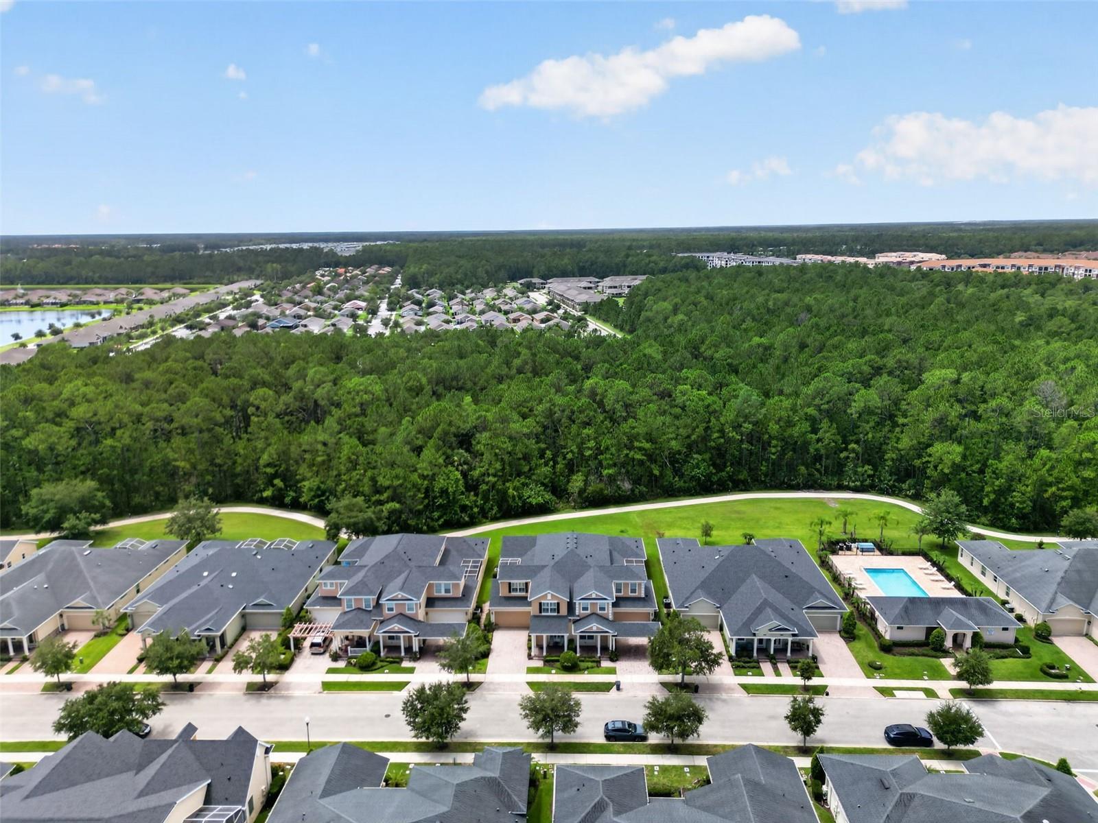 SAVANNAH POINTE - Residential