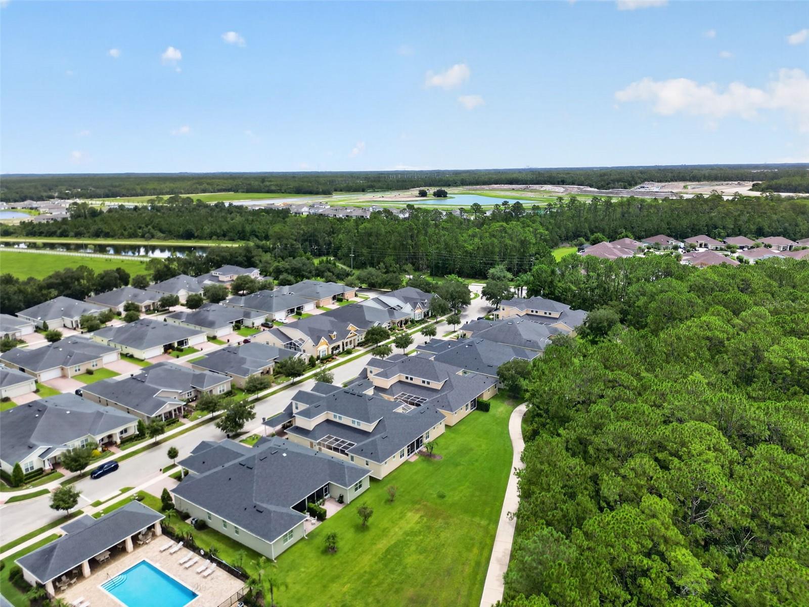 SAVANNAH POINTE - Residential