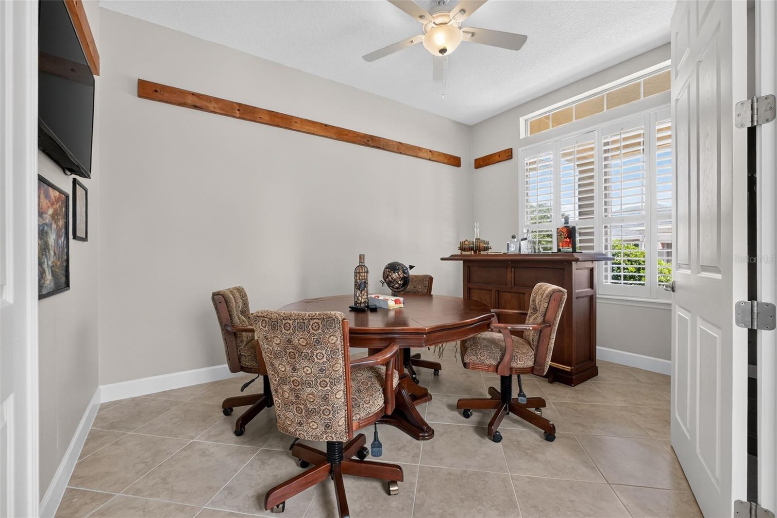 SAVANNAH POINTE - Residential