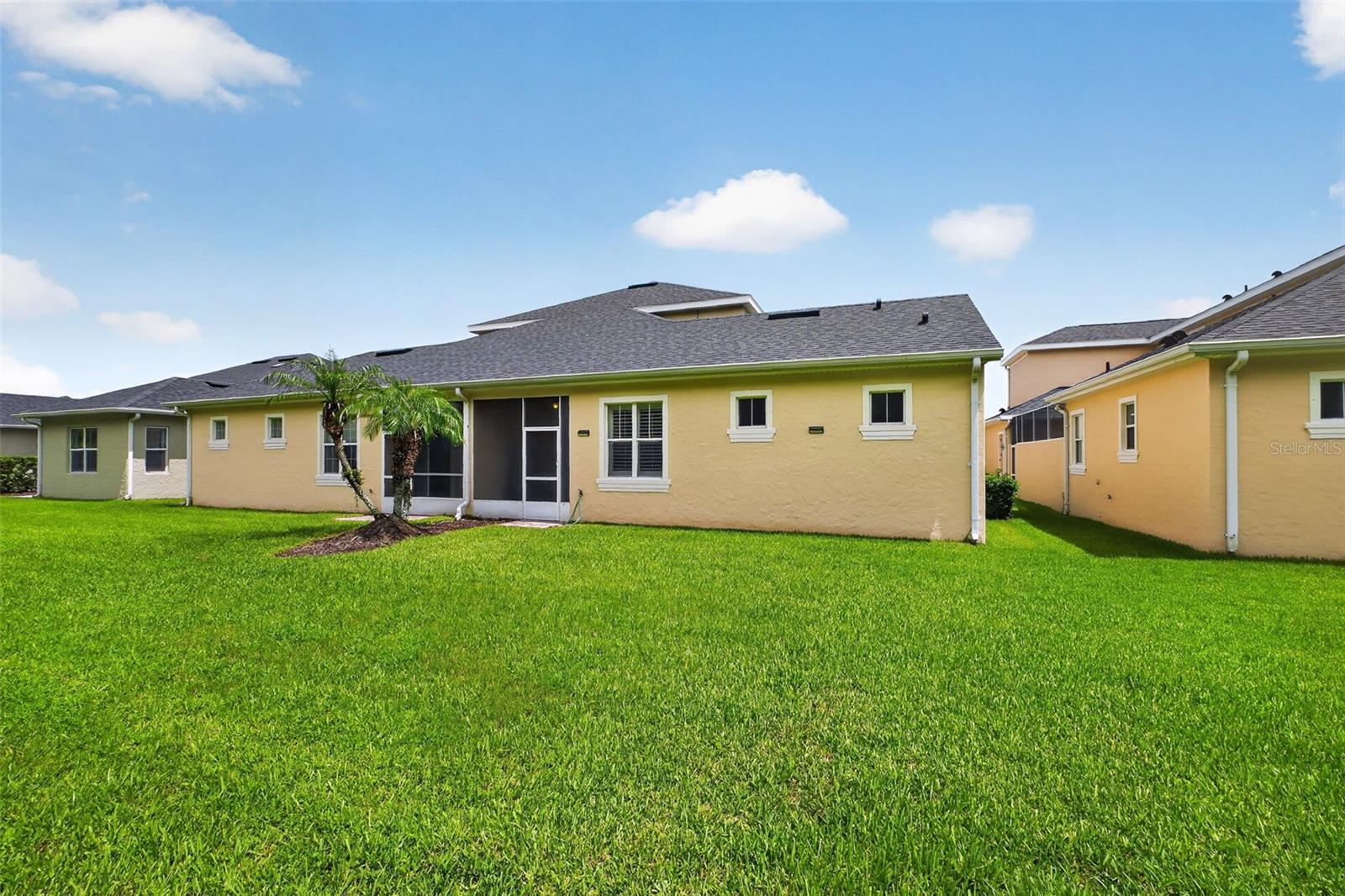 SAVANNAH POINTE - Residential