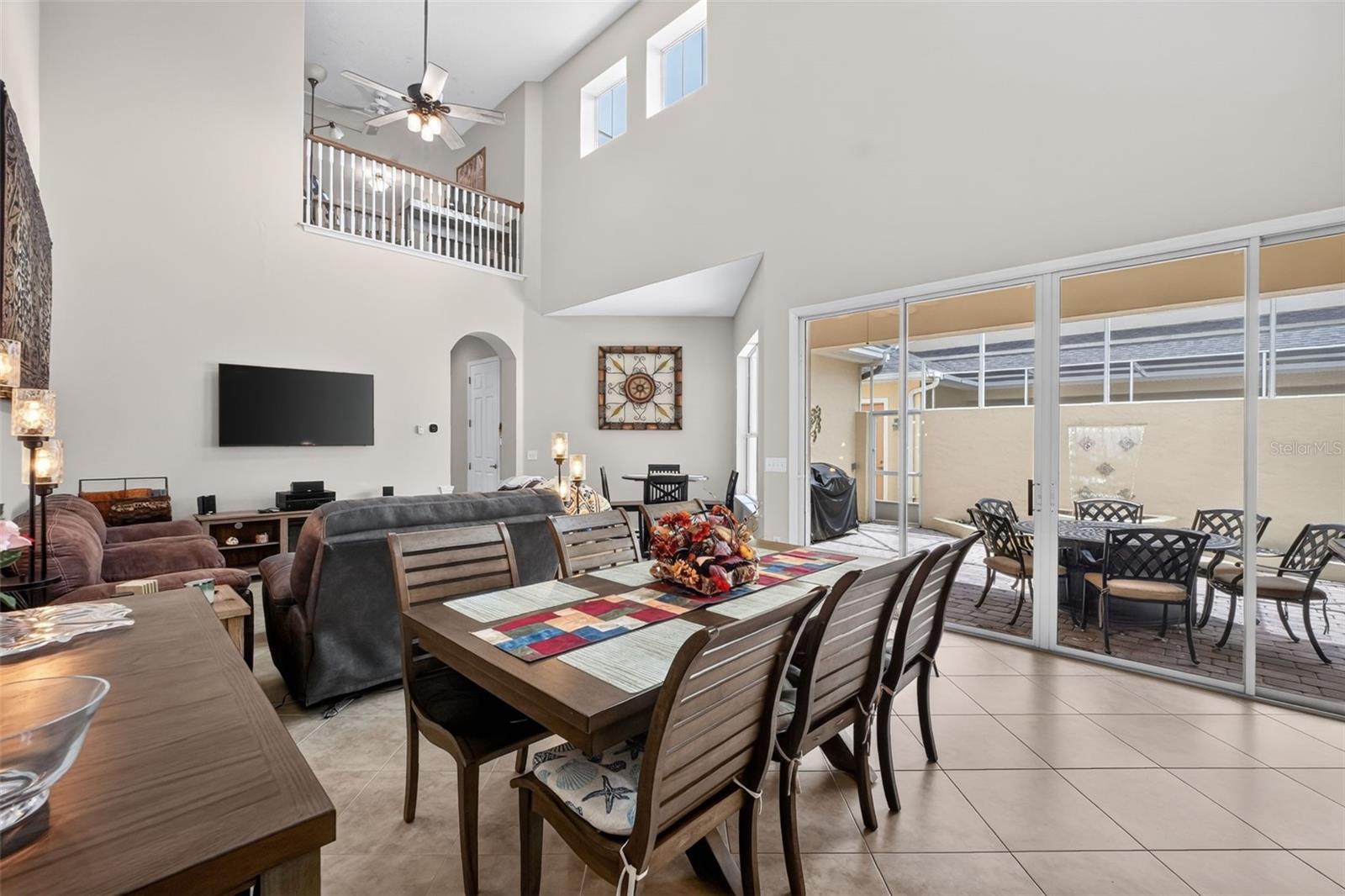 SAVANNAH POINTE - Residential