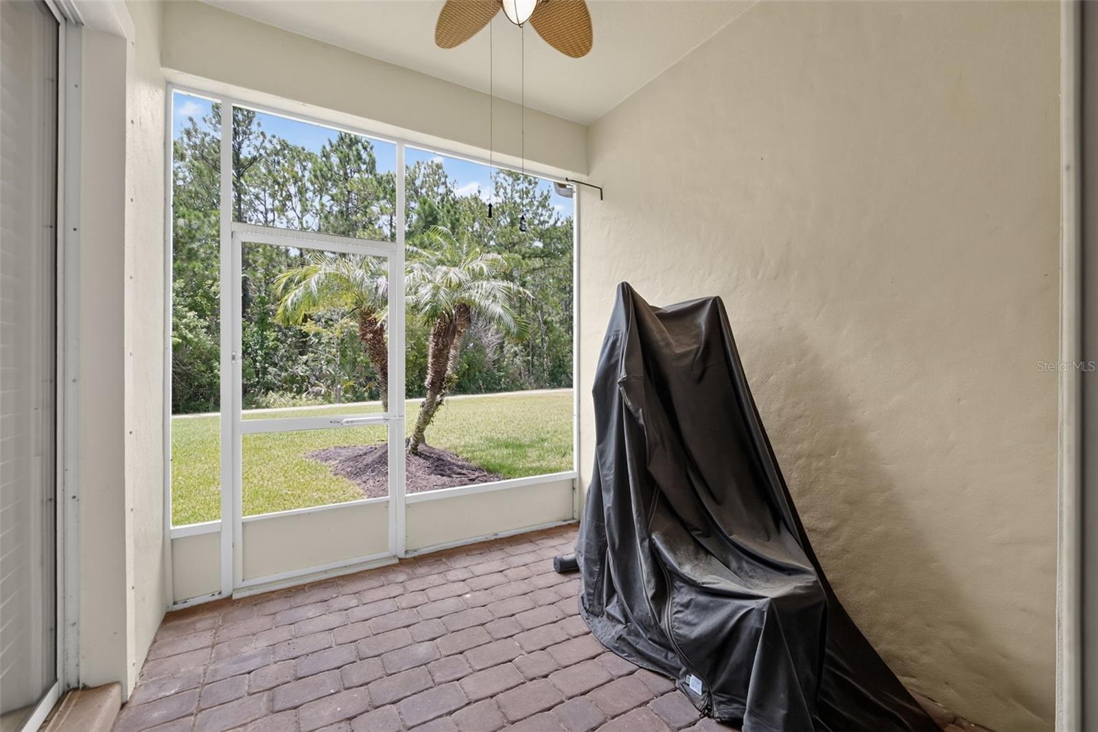 SAVANNAH POINTE - Residential