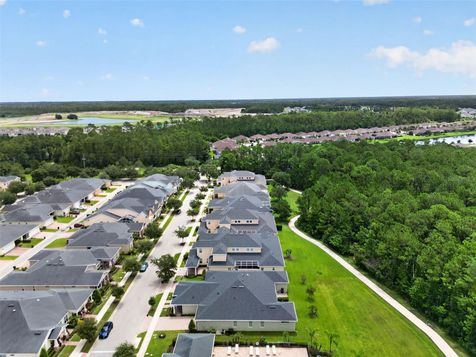 SAVANNAH POINTE - Residential