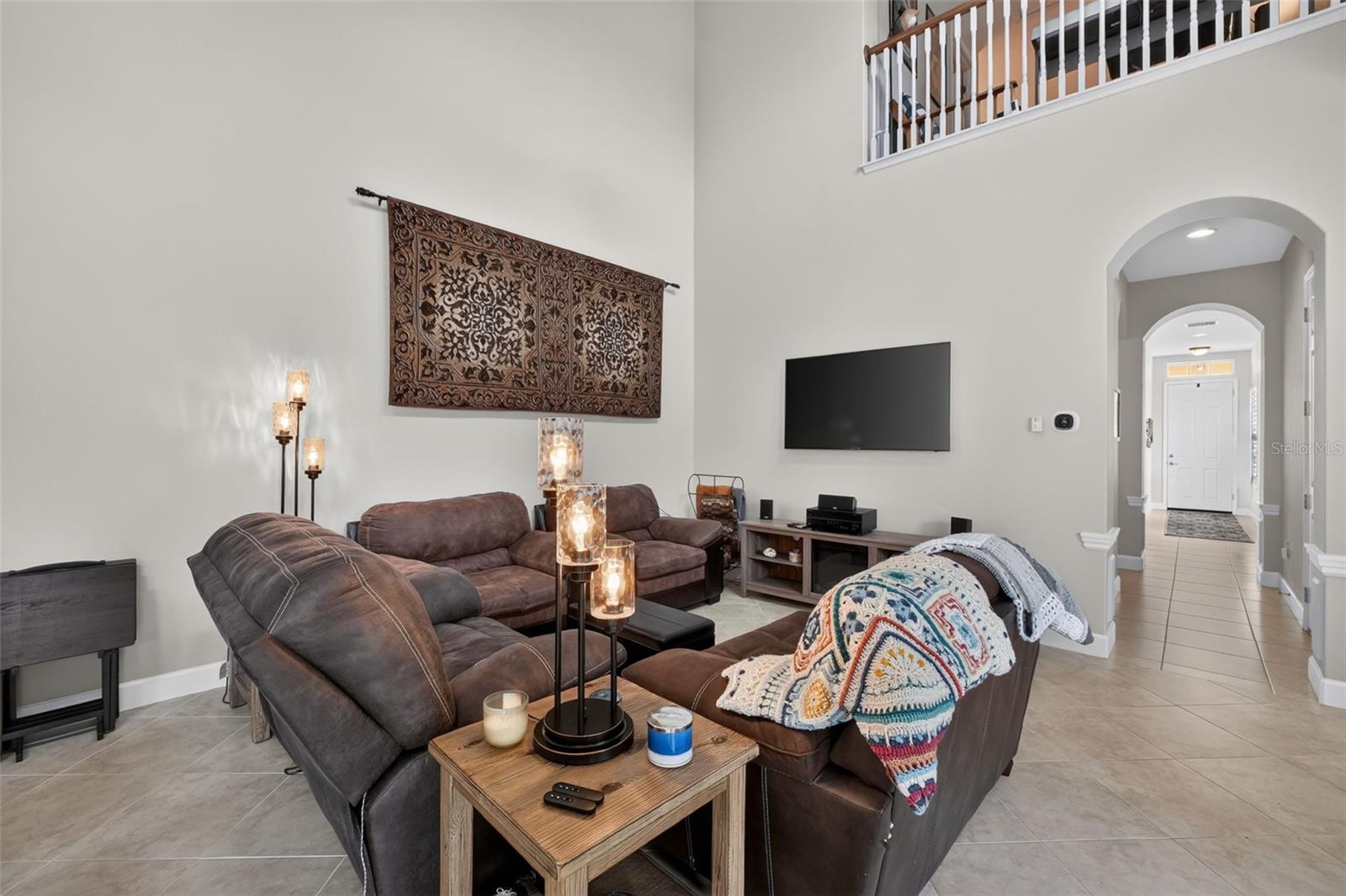 SAVANNAH POINTE - Residential