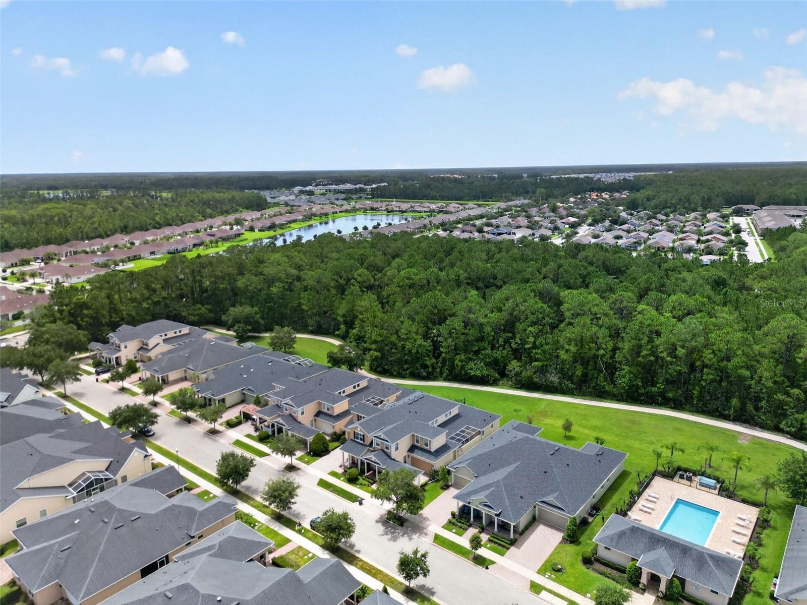 SAVANNAH POINTE - Residential