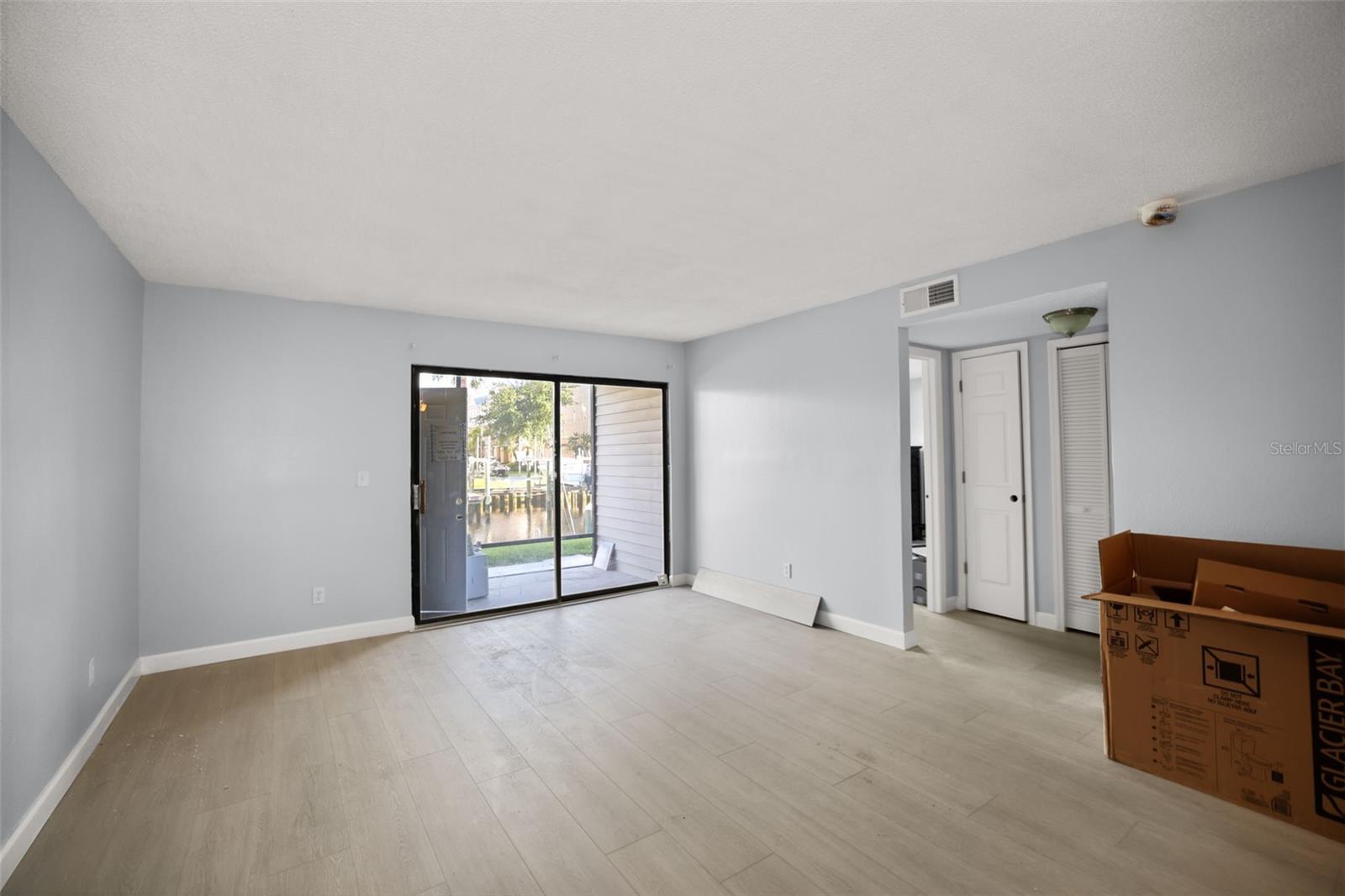 MOORINGS THE CONDO - Residential