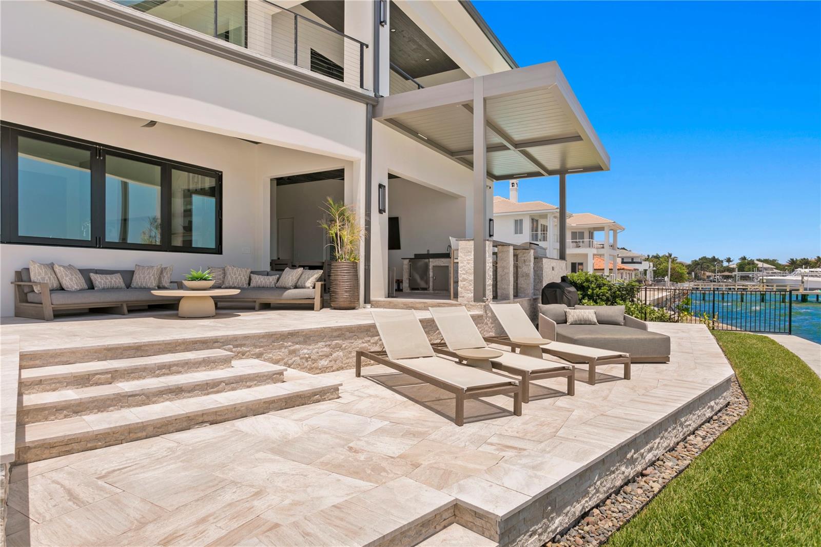VENETIAN ISLES - Residential