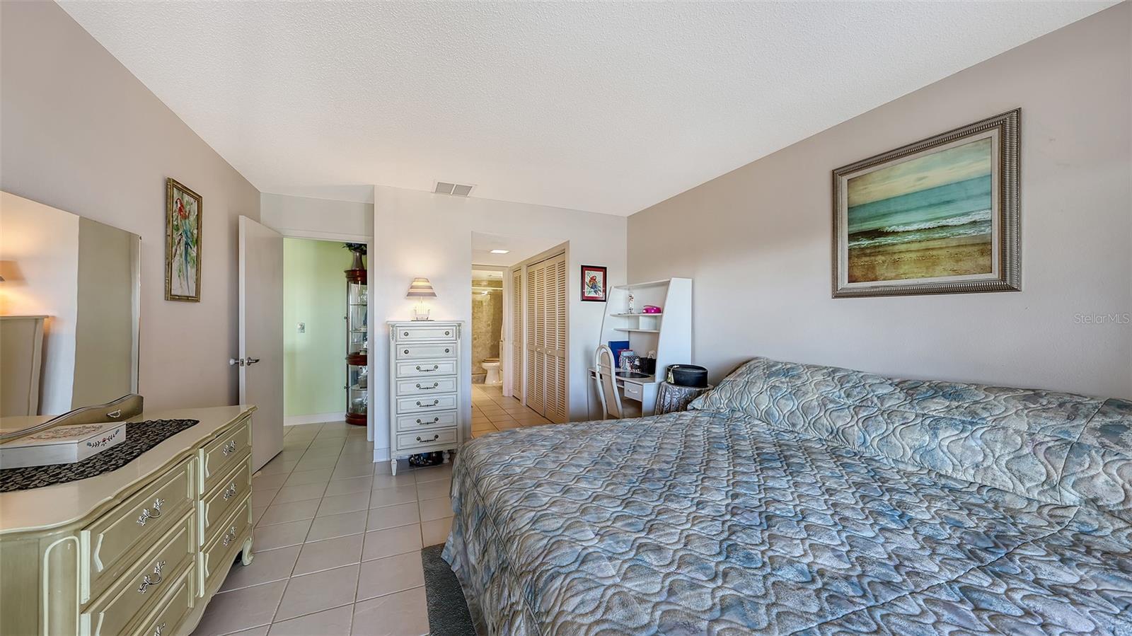 BIRD BAY II - Residential