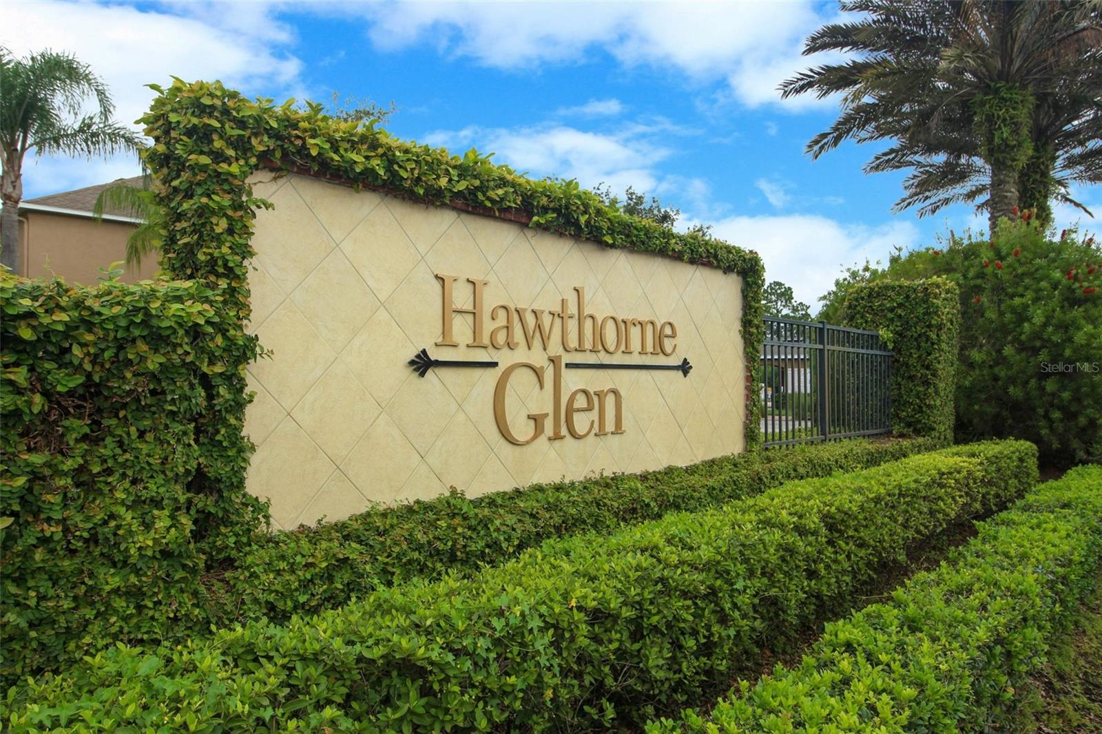 HAWTHORNE GLEN TWNHMS - Residential