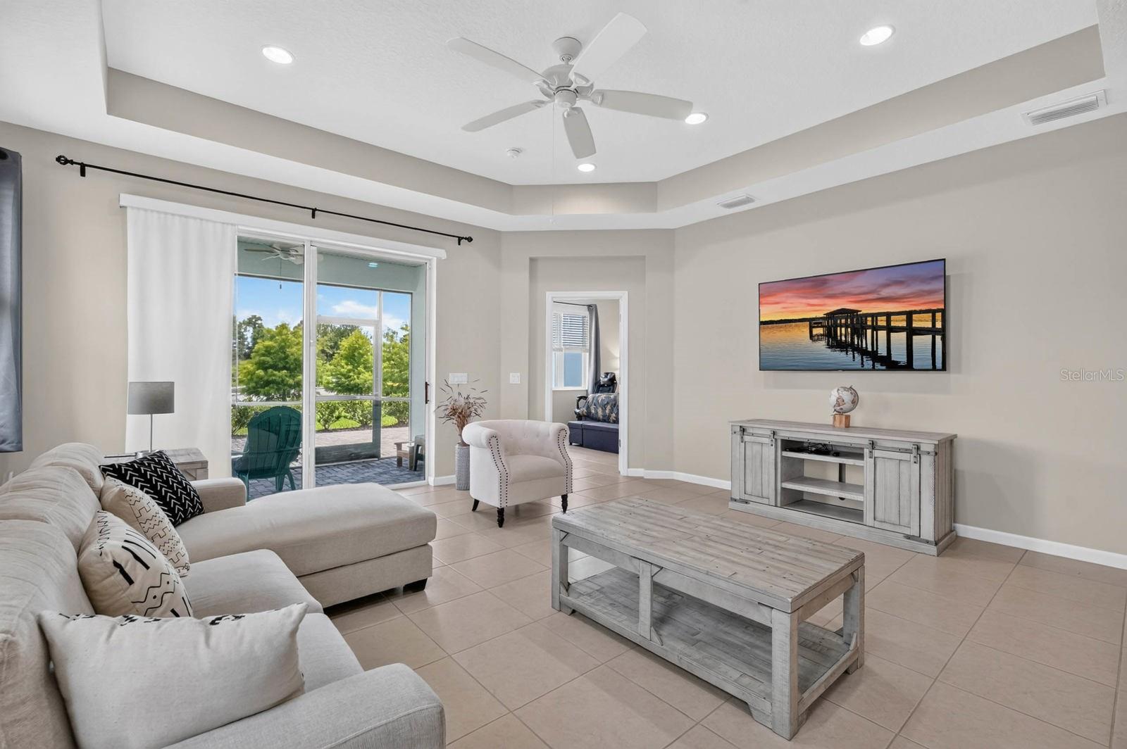 LATITUDE/DAYTONA BEACH PH 3B - Residential