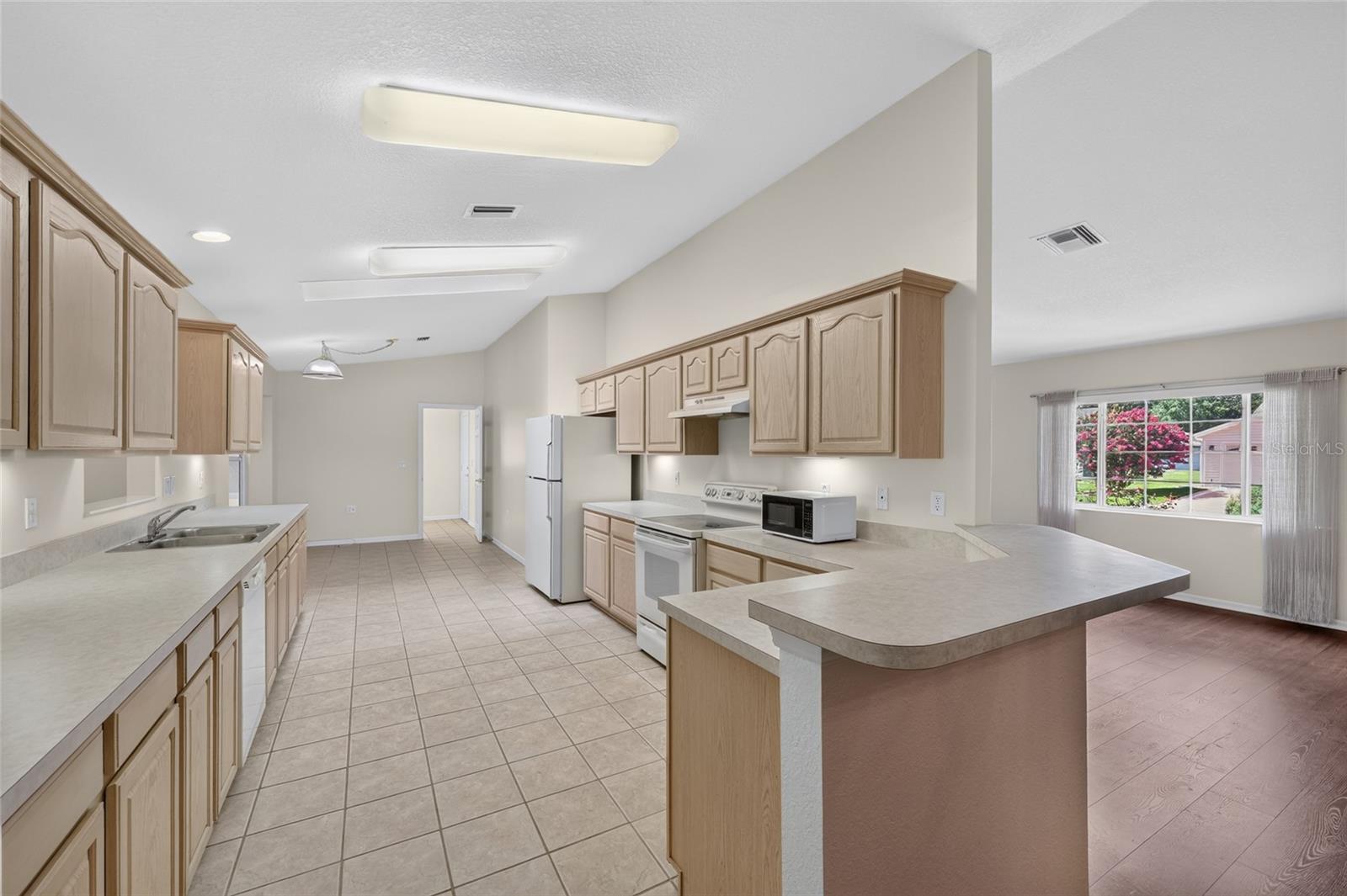 SPRUCE CREEK PRESERVE 06 - Residential