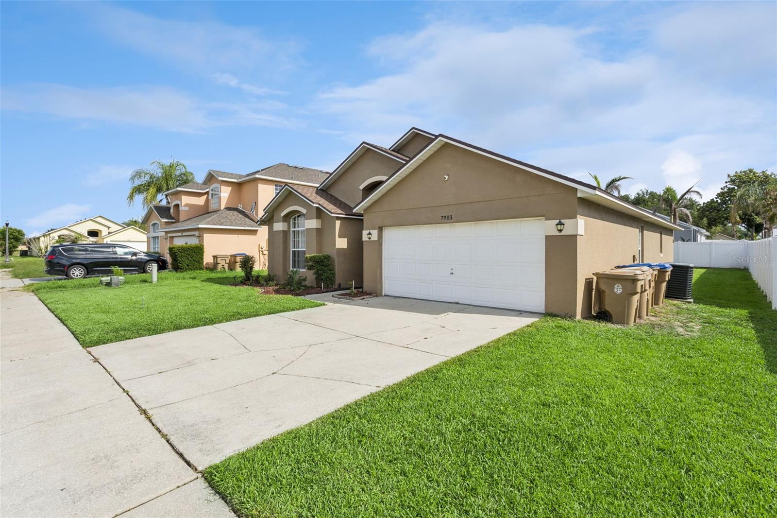 ROLLING HILLS ESTATES UNIT 1 AT FORMOSA GARDENS - Residential