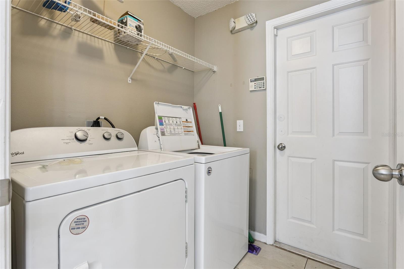 ROLLING HILLS ESTATES UNIT 1 AT FORMOSA GARDENS - Residential