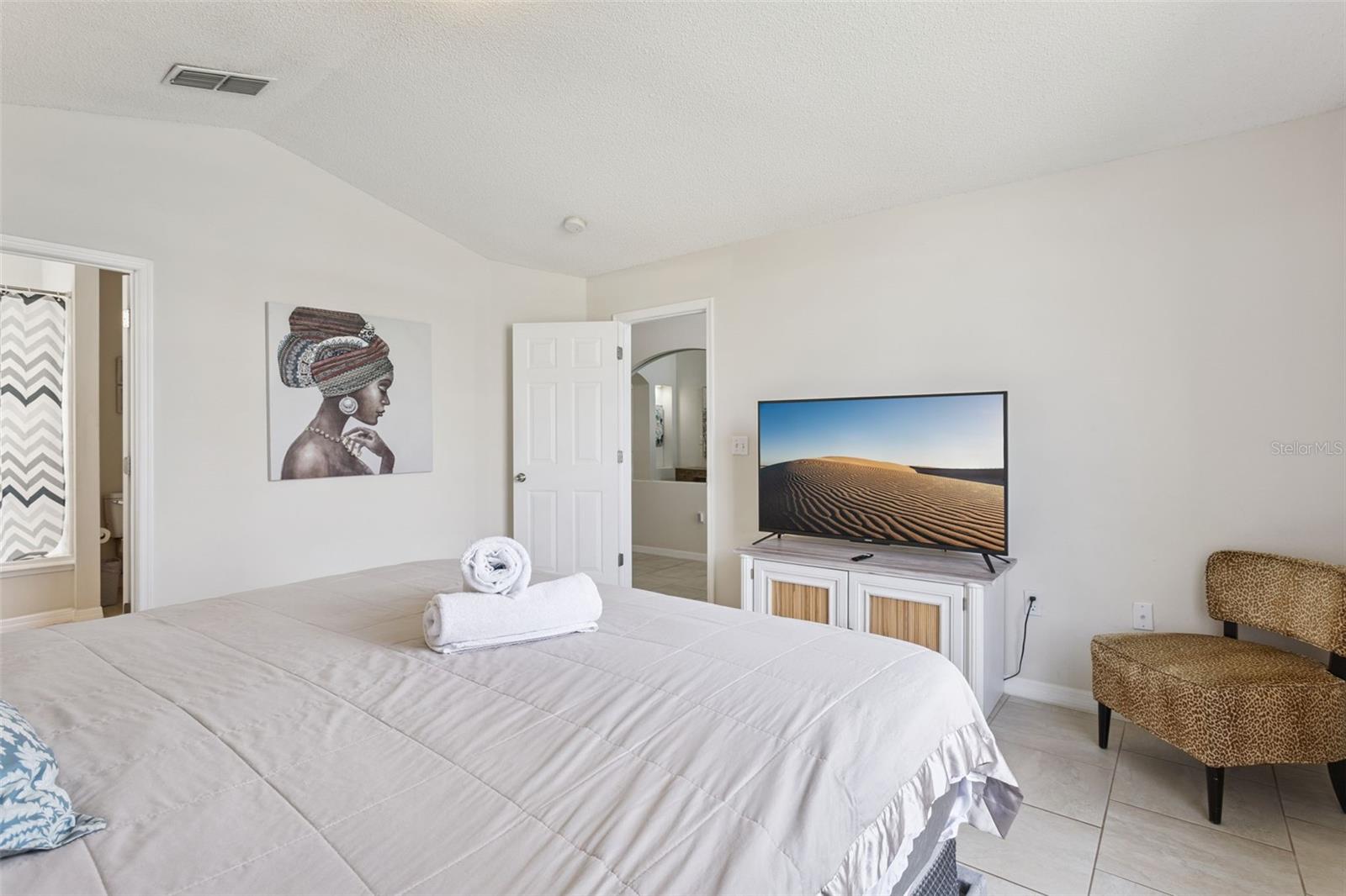 ROLLING HILLS ESTATES UNIT 1 AT FORMOSA GARDENS - Residential