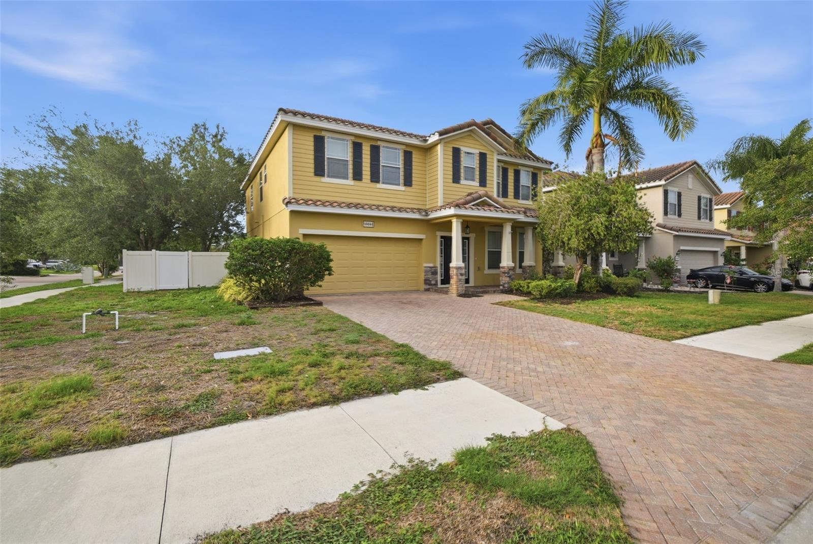 Virtually Staged. Located in a well-established Sarasota neighborhood, this inviting home offers a comfortable and functional layout with warm living spaces that can easily adapt to a variety of lifestyles. The interior features a practical flow that supports both everyday living and entertaining, with plenty of potential to personalize and truly make it your own.
Enjoy a convenient location close to shopping, dining, parks, schools, and major roadways, placing you just minutes from everything Sarasota has to offer. Whether you’re looking for a primary residence, seasonal getaway, or investment opportunity, this property delivers an excellent combination of location, comfort, and potential.