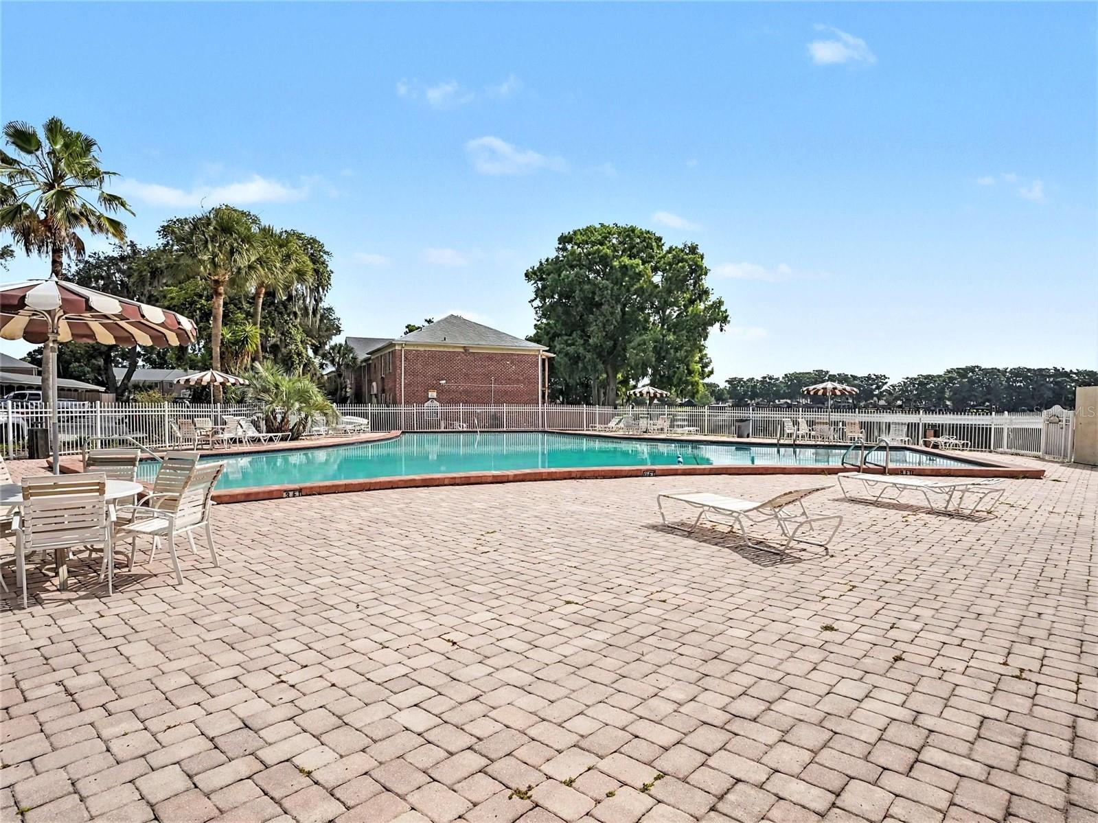 LAKE HOWELL ARMS CONDO - Residential