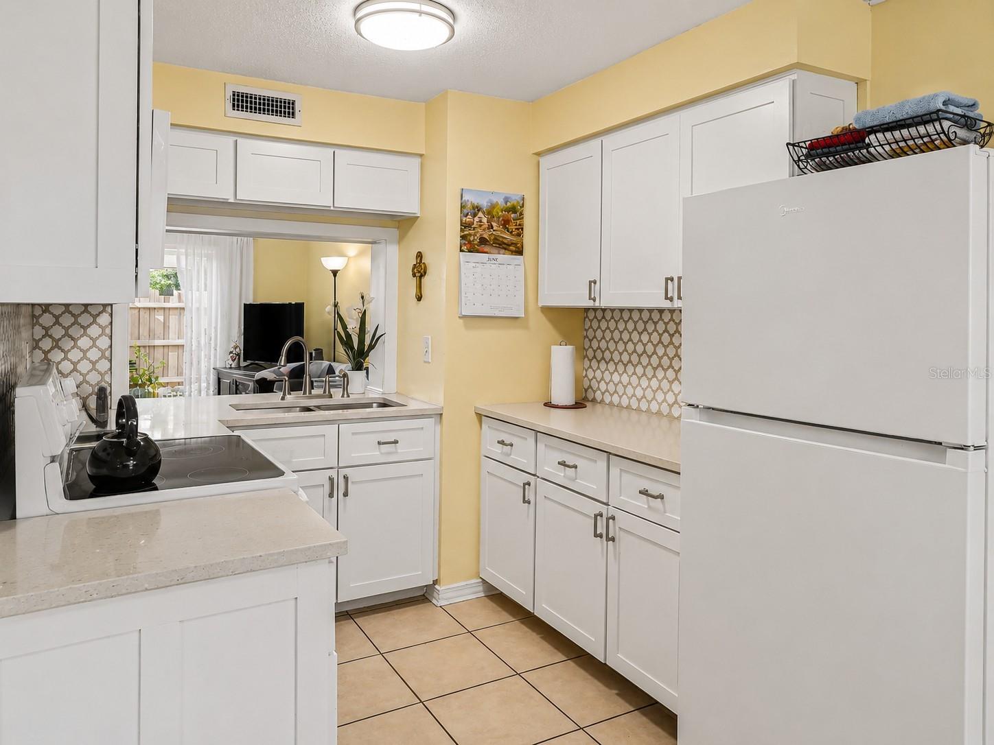 LAKE HOWELL ARMS CONDO - Residential