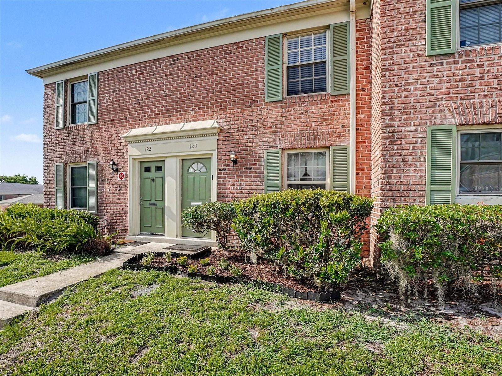 LAKE HOWELL ARMS CONDO - Residential