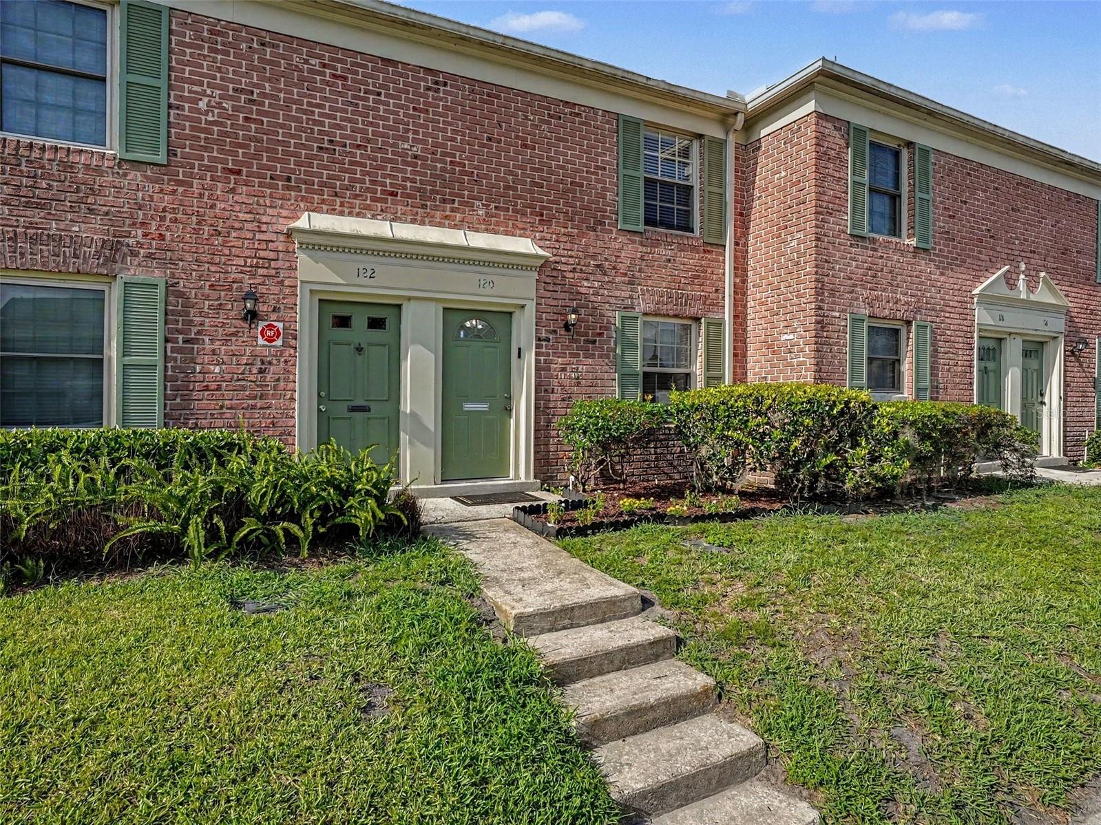 LAKE HOWELL ARMS CONDO - Residential