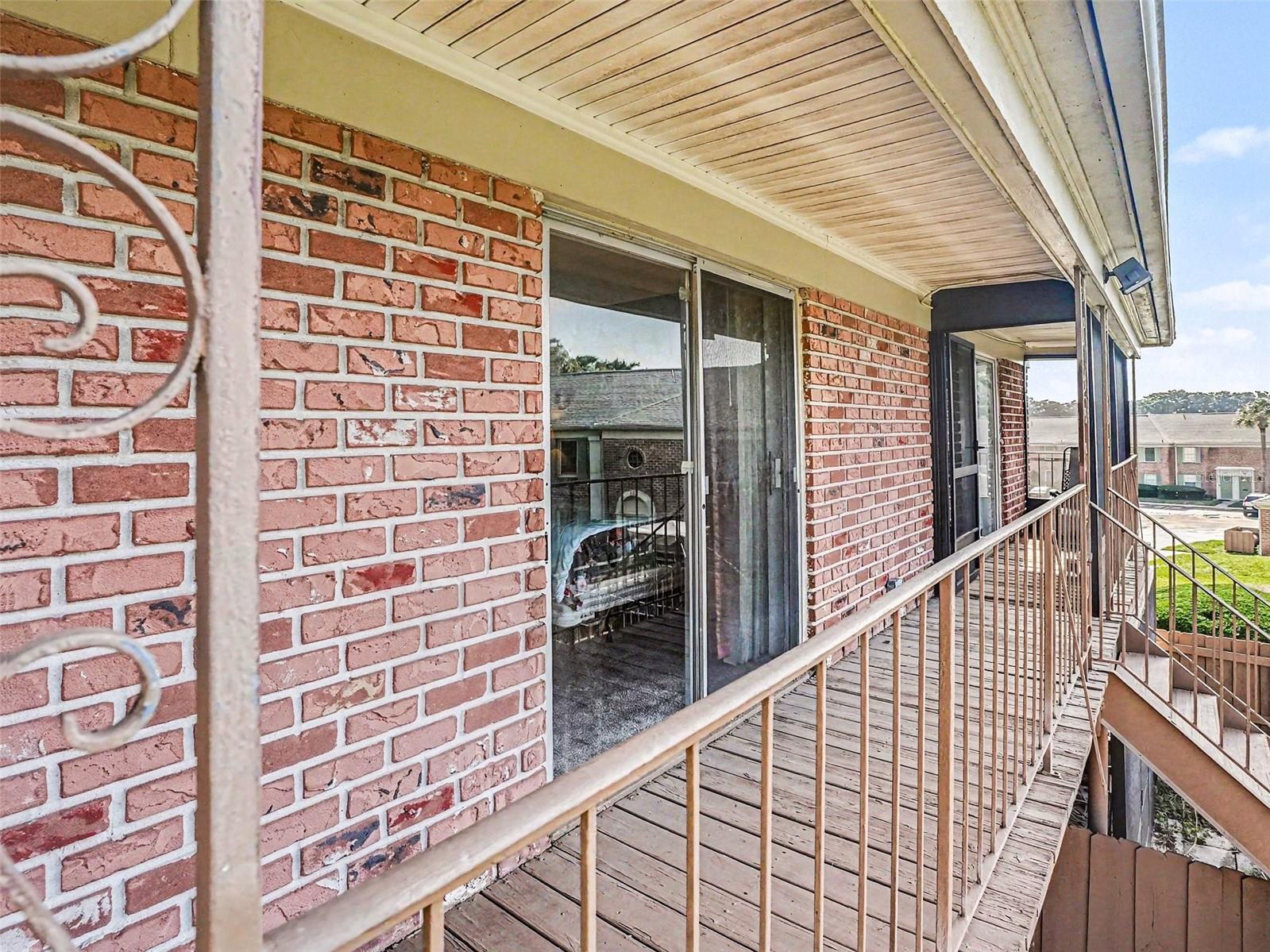 LAKE HOWELL ARMS CONDO - Residential