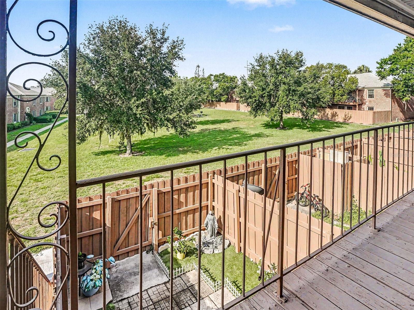 LAKE HOWELL ARMS CONDO - Residential
